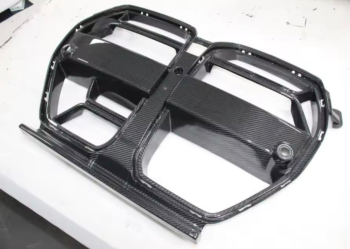 BMW M3/M4 ( G80 G82) CSL-STYLE CARBON FRONTGRILL NIEREN RAHMEN ABDECKUNG